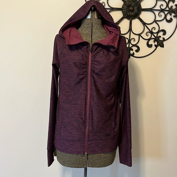 Prana lightweight jacket with hood, scuba cut, heathered maroon, ruched, M - Picture 2 of 11